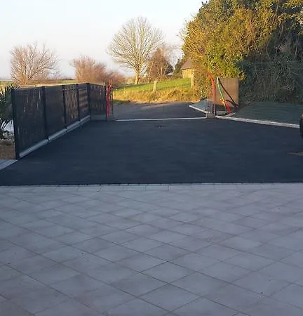 Au Caprice Du Mont Nyaraló Huisnes-sur-Mer